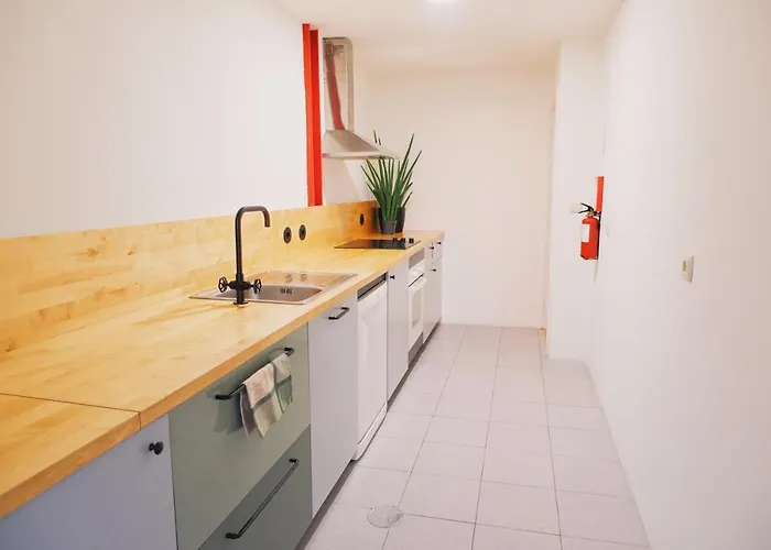 Portobello Lux Living * וילה נובה דה גאיה